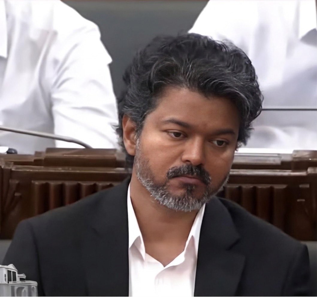 1AM_Wraith's tweet photo. @lee_dhoniv6 @Michel_Offl இதை விட வா? 😂 https://t.co/uZkpCClAYS