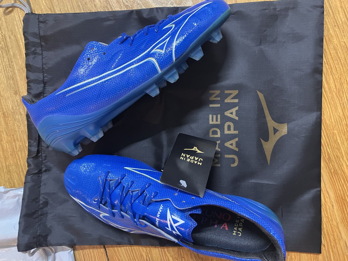 B_Z_H_'s tweet photo. Futebol de sábado sempre com meu filho Bernardo.
Dia de estreia da Mizuno Alpha Japan I.
Excelente chuteira.
6.265Km
#JogaBonito
#MizunoAlphaJapan
#Joga
#ClubeDos30Linhares https://t.co/nzy5NUcGKW