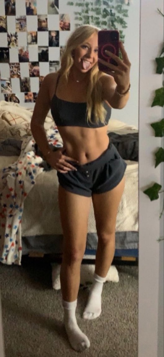 BopWorlddx's tweet photo. Weak for blonde bops in black 🫠🥵 https://t.co/POKZxDfPgf
