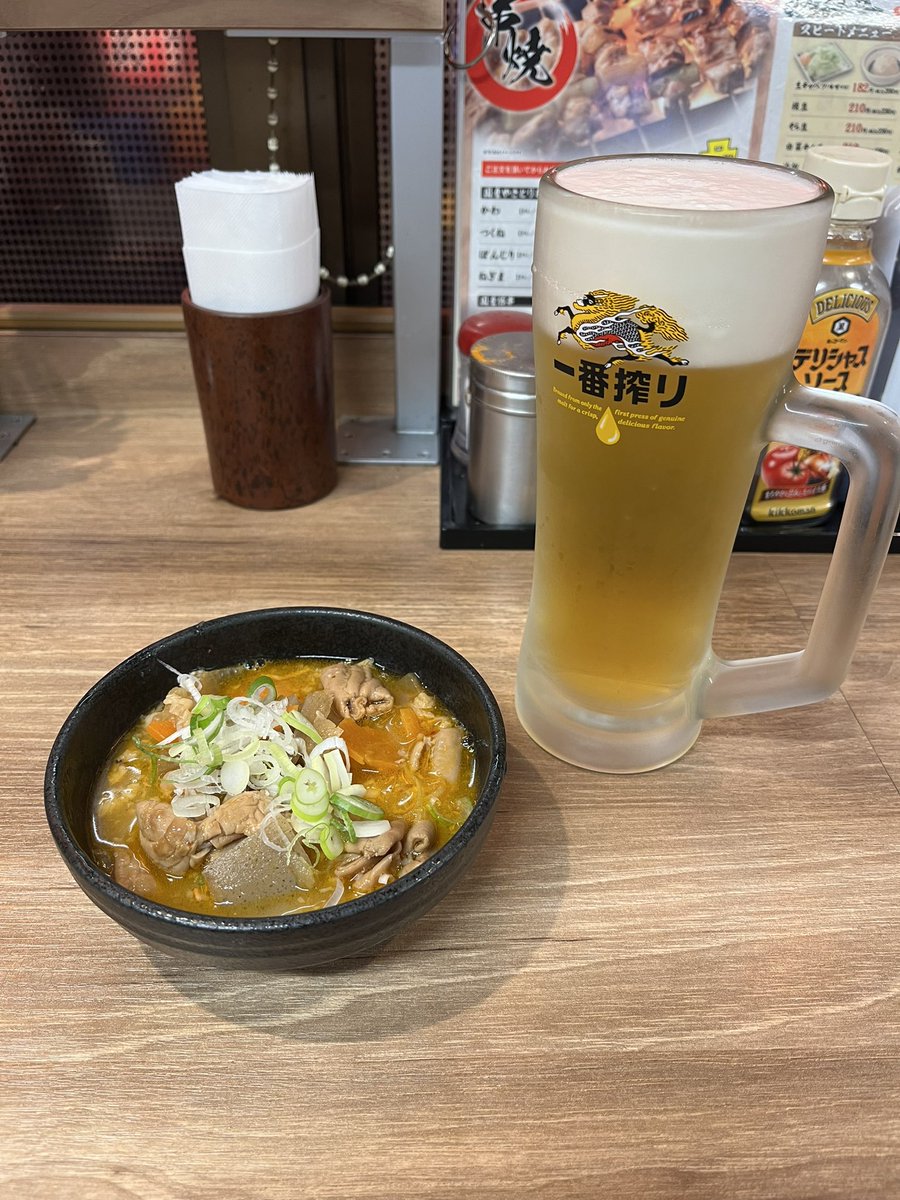 vaio_Music's tweet photo. やっぱり焼き鳥日高の煮込みは普通に美味い。 https://t.co/GRabEUFONC
