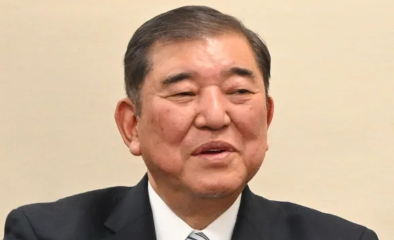 hoshusokuhou's tweet photo. 石破茂さん、自民党を語る「評判が悪いことは百も承知で消費税を導入したのが自民だ」

消費税減税に「減収がどれだけあり、どうやって補うのか示さなければ、自民の政策のやり方では全くない」と苦言。 https://t.co/injdqO8TRt