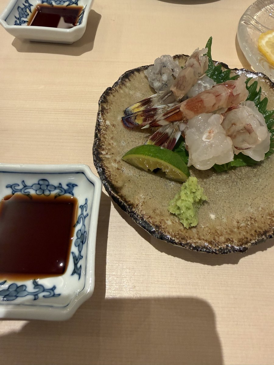 ikepyon606's tweet photo. 帰って来ました、晩ご飯はいつものお寿司屋さんで。 https://t.co/JDvJO9cUhw