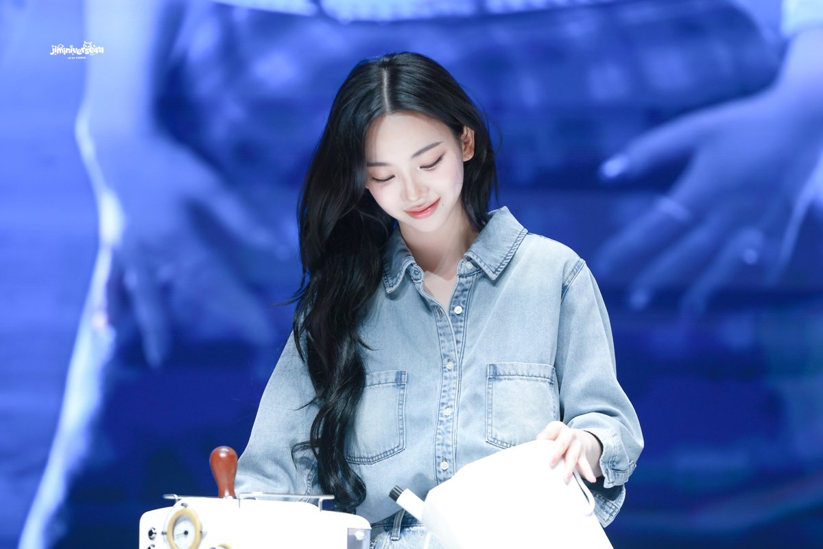 jiminiverse411's tweet photo. 260704 WM

#카리나 #KARINA #에스파 #aespa https://t.co/3dQeau8DW6