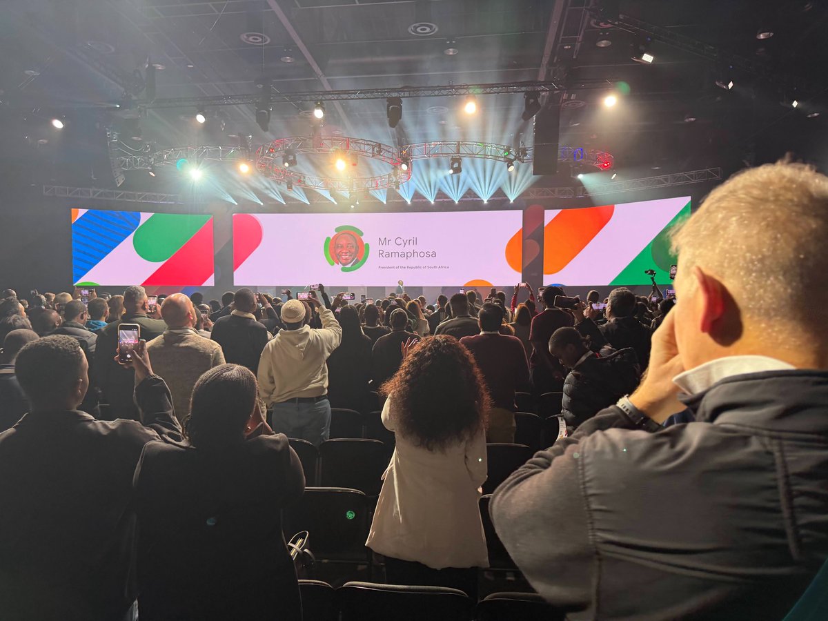 AmaniBisimwa4's tweet photo. Honored to attend the 1st #GoogleCloudSummit in Africa on July 1st in Johannesburg!
Joined 2,600+ innovators & developers under the theme "Building for Africa with Google Cloud".
Great talks & networking. Thanks @googledevs & @GoogleDevExpert for the invite!🚀
#TechInAfrica https://t.co/YmpjqhDDL0