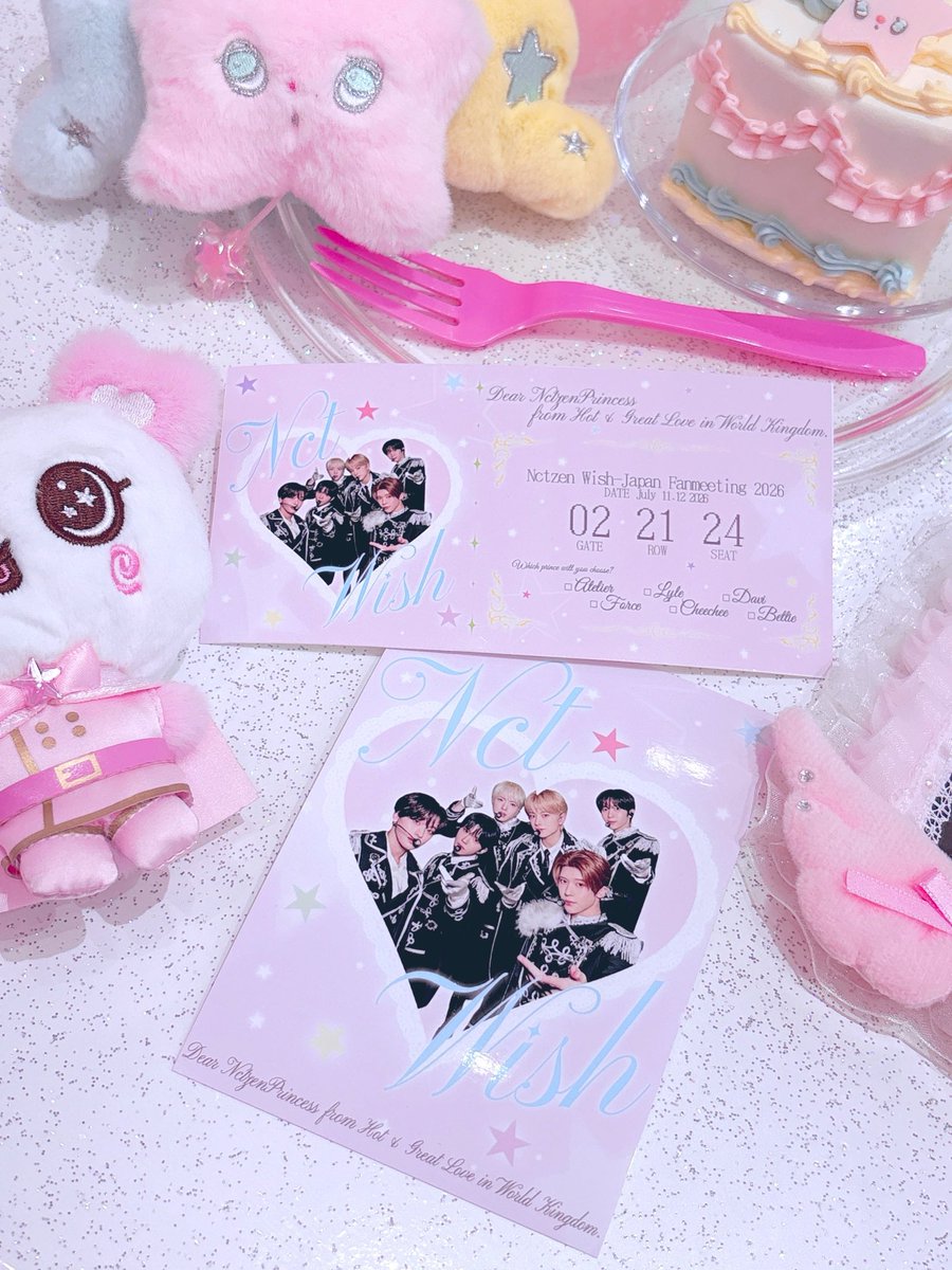 yolumlovesyou's tweet photo. #NCTWISH さん7/6.7⭐️7/10〜16
⚠️日程が変更になりました⚠️
NCTzen WISH-JAPAN FANMEETING 2026開催記念👑🩷
＠anniversaryforu 様
⭐️基本特典
ポストカード
⭐️ケーキセット特典
基本特典+チケット

#6人の王子様がプロポーズしてくるなんて聞いてないんですけど
#NCT_10TH_ANNIVERSARY https://t.co/f3zmBm0Mpd