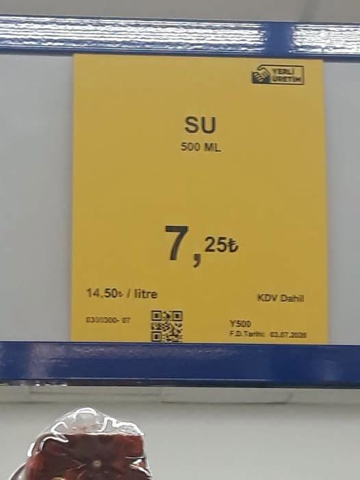 umuttgunerr's tweet photo. 1 TL depozito verecekler diye tüm içeceklere zam yaptılar. https://t.co/zwua5LWfM7