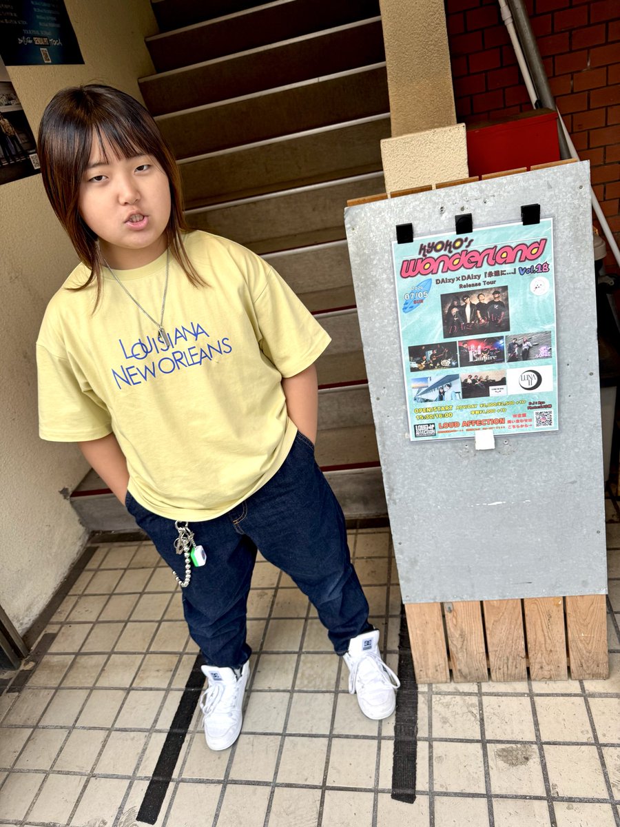 mofumofunausagi's tweet photo. 今日はEmpire兄さん達を見にきた🎸🥁🎤
@TheEmpire_2017
@LoudAffection
＃wonderland
＃TheEmpire
＃ライブ https://t.co/oKXiqgpucG