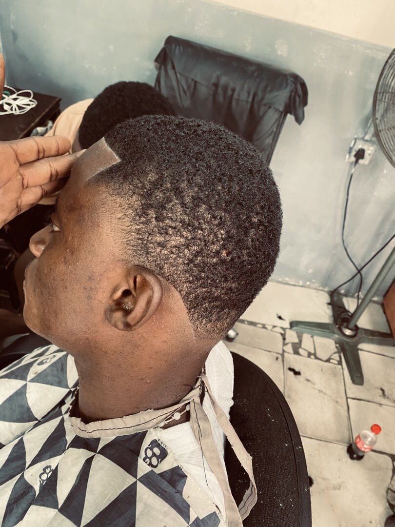 Bundepuun_'s tweet photo. My new clipper #Wmark giv my bruh a taper fade https://t.co/xvYiVc4os2