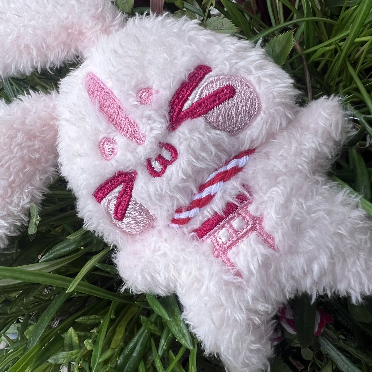 身代わり毛玉幻獣 いちごみるくちゃん いちごみるくちゃん、ちょこみるくちゃん、メルカリオークション残り1