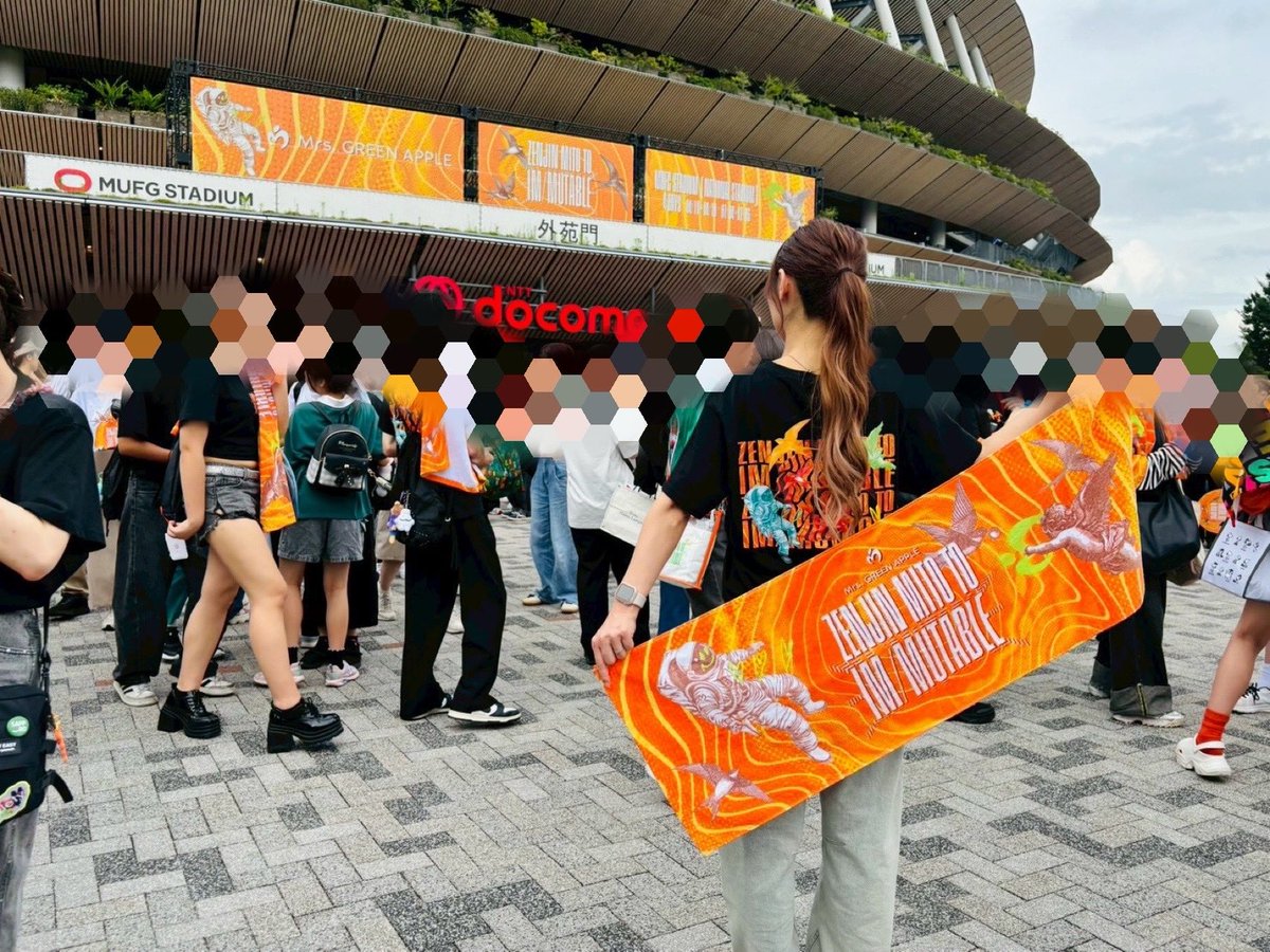 ayako___y's tweet photo. もときさん　『愛してるよJAM'S！！』
りょうちゃん　CONFLICTの時のかっこよさハンパない♡
ひろぱ　やっぱりエンジン…笑

でも、Loneliness🤭
私、聴き入ってたの。ビックリしたー笑

終わってしまった。
ありがとうミセス♡

#MrsGREENAPPLE
#ゼンジン未到とイミュータブル
#ありがとうミセス https://t.co/7DIHe93Iq8