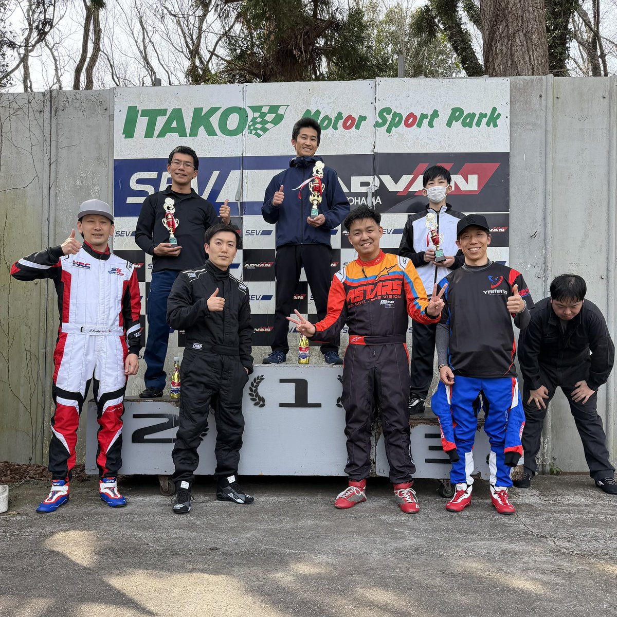 kamsp6745's tweet photo. 【エントリー受付中🙆‍♂️】
K.A.MSPカップ第3戦🔥

舞台はネオスピードパーク✨
7/19(日)開催‼️

誰でも参加OKなカートレース🙆‍♂️
手ぶらで思いっきりレースしませんか？

皆様の参加お待ちしております‼️

K.A.MSPカップ第3戦
ネオスピードパーク
7/19(日)

エントリーはこちら👇
https://t.co/Px8krNje5H https://t.co/Df4r8p5gNY