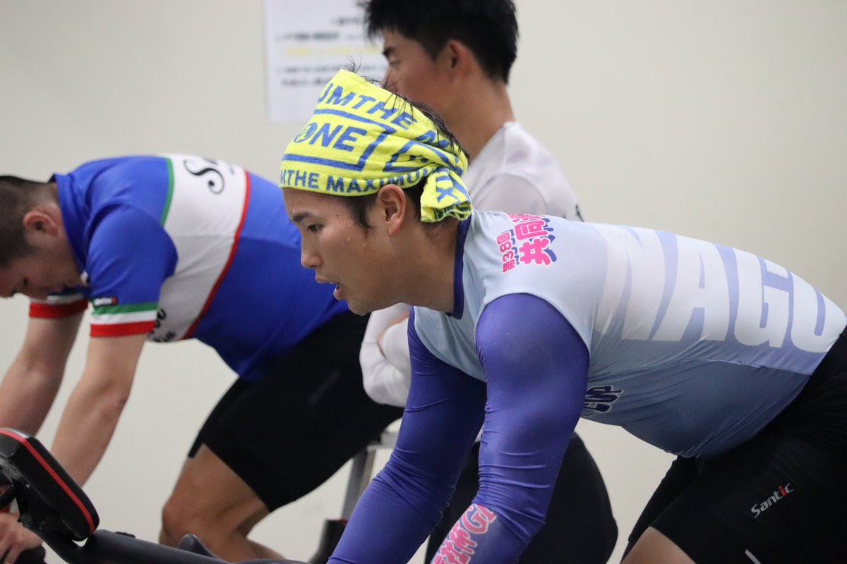 nagoya_keirin's tweet photo. 【#名古屋サイクルクラブ】
本日はプロ育成コースを実施しました🚵

本日の講師📷
#吉田敏洋 選手
#水谷亮太 選手

#名古屋競輪場 #競輪 #選手会愛知支部 #愛知支部 https://t.co/b7mr5Vc9h5