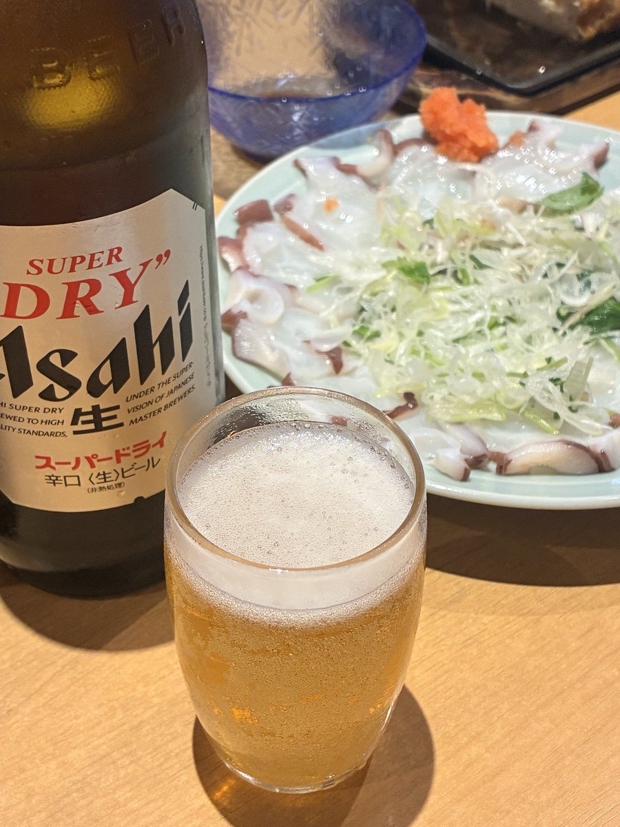 yoshimasa4444's tweet photo. サヨナラ日曜日〜✨

居酒屋にて満喫してきました🏮
今宵も乾杯〜🍻✨🌹

来週も頑張りましょう👍

#晩酌　#居酒屋　#刺し盛り
#生タコ刺し　#スルメイカ刺し握り https://t.co/LU04jMGX5Z