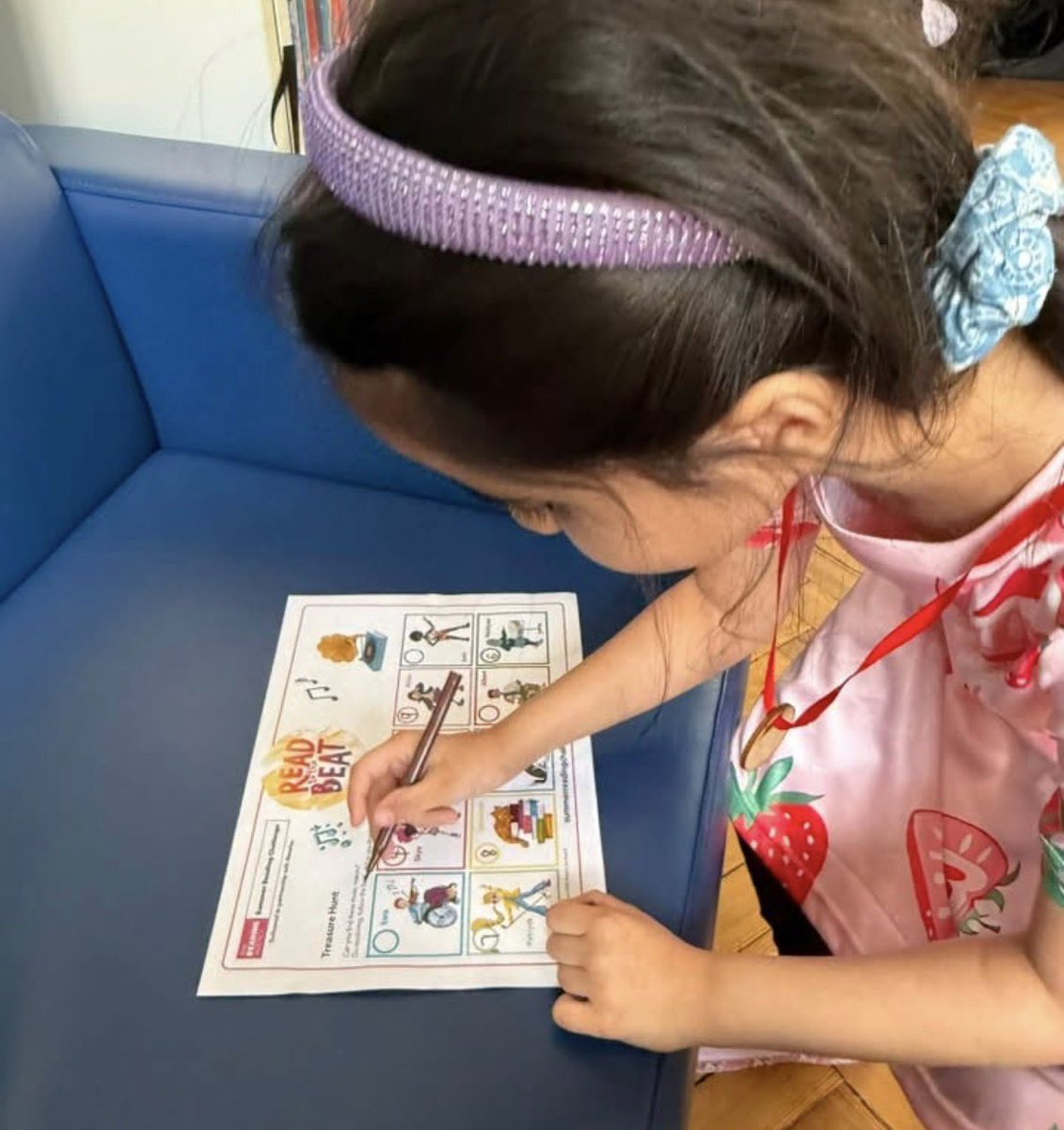 VikramSinai's tweet photo. We thoroughly enjoyed completing this year’s ‘Read to Beat’ summer reading challenge!

This year’s official collection included books about musicians, characters discovering music, sound science, cultural traditions, rhythm, storytelling through sound, breaking down barriers to music, creative expression and following your dreams. Our favourite- ‘The color of sound’.

Thank you Gravesend Library! ❤️ @graveshambc @Visit_Gravesham @kentlibraries