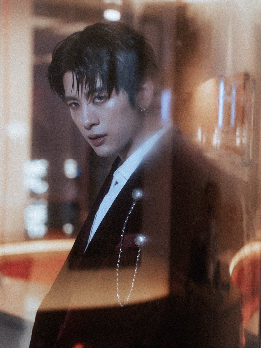 chnkprn's tweet photo. And it's true, it hurts like crazy ❤️‍🩹

https://t.co/YmdKZt17HW

#OVERHOPED
#SVRN https://t.co/4pp9e6Fmbd