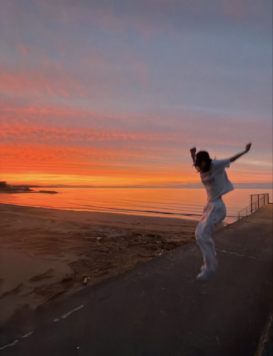 coconut_130's tweet photo. めっちゃ躍動感あって可愛い🥹💜
海×空×心菜ちゃんは間違いない🙌🏻 https://t.co/K9h3lFj7rX