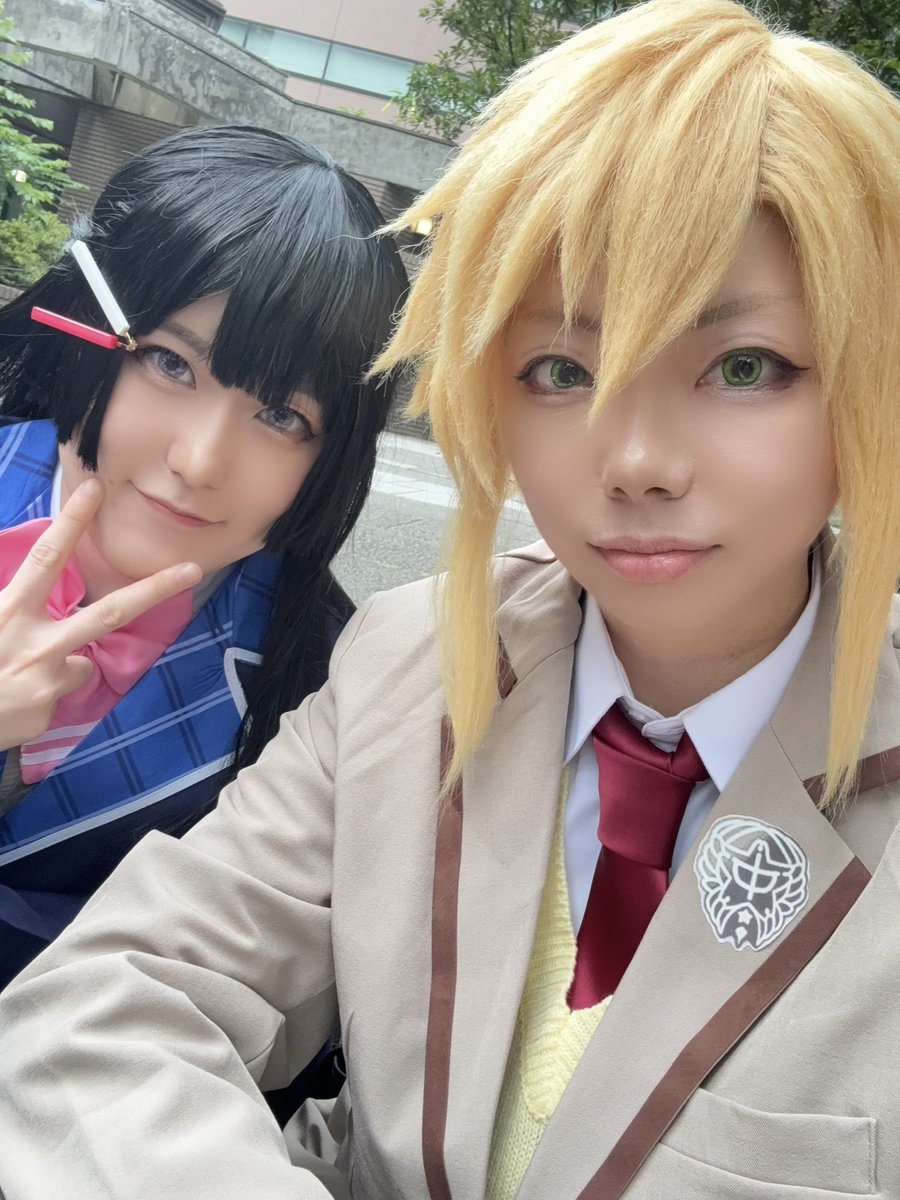 manasan_'s tweet photo. 本日a！🌙でした味噌煮さん🐰とお互い初出しで遊びましたꔛ*ﾟ
ずっとミームで会話してたーおたくってやつは最高なんだァ3枚目のはどこを見てるのか分からなくて好き
ありがとー！！ https://t.co/0fQHiN2MG9
