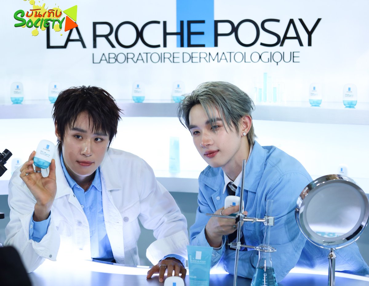 bunterngsociety's tweet photo. ✨ , “นัท–ฮง”ร่วมเปิดตัว La Roche-Posay Effaclar Supramolecular Oil &amp; Pores Correct ท่ามกลางเสียงกรี๊ดสนั่น One Bangkok

LAROCHEPOSAY X NUTHONG

#EffaclarxNutHong https://t.co/Zlbp98ATTf