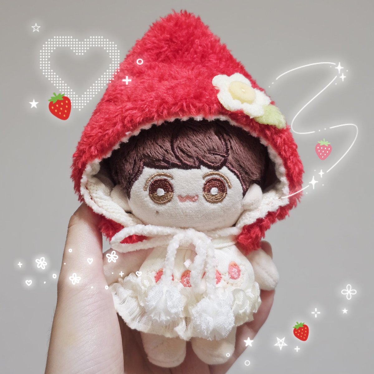 chocojjunie__'s tweet photo. 딸기쭈니🍓 https://t.co/J3WMzKLsuo