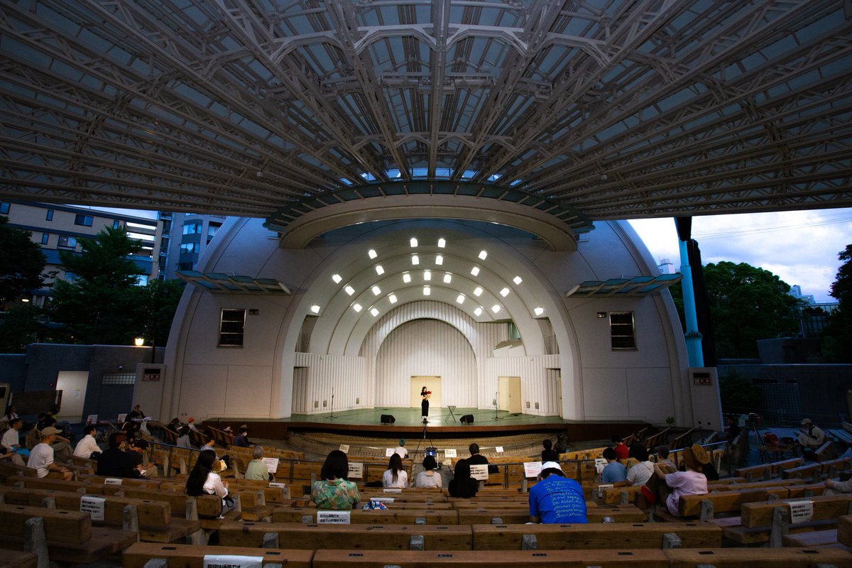 poetryinterface's tweet photo. ＼振り返り／

■第170回芥川龍之介賞受賞者として知られる九段理江さんのリーディングは、圧巻！　『しをかくうま』からの朗読。会場を一変させました。 https://t.co/my4TOgsSWR