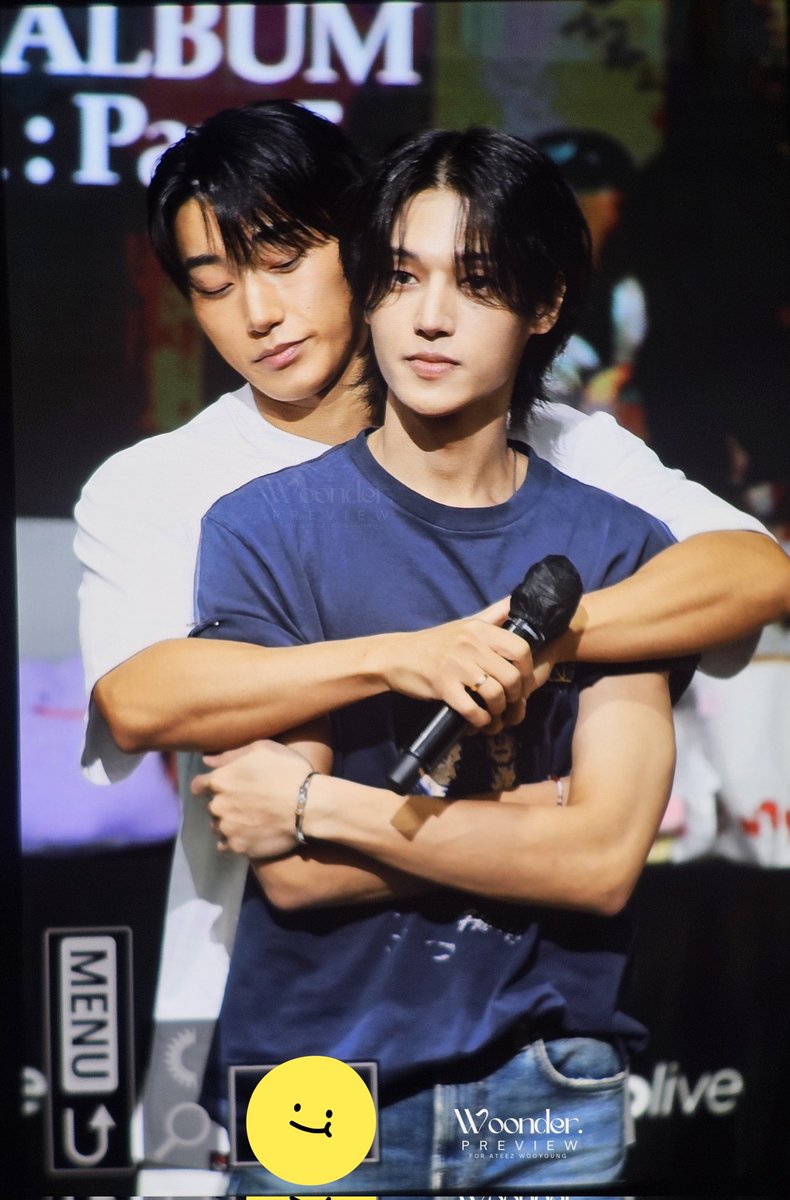 Woonder_woo's tweet photo. 260705 HELLOLIVE

우산~

#WOOYOUNG #우영 #산 #SAN #우산 #에이티즈 #ATEEZ https://t.co/4jDYyK8MI4