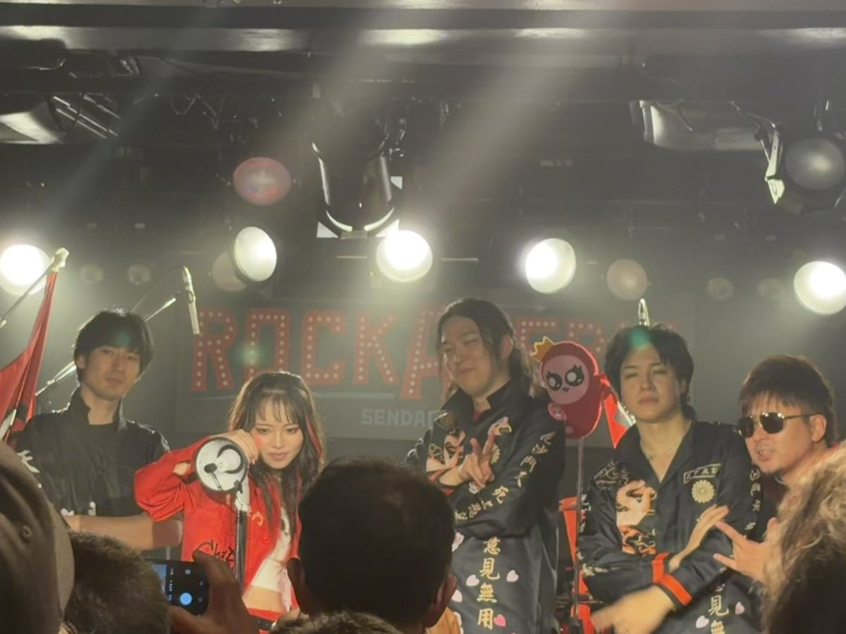 HarmonyHometown's tweet photo. Cha'R ワンマン初参加楽しかったです！
灼熱メドレーはRusty Nail、LOVE PHANTOM、蝋人形の館、第ゼロ感、One Night Carnival他、全部刺さりましたー！
新曲も良かったです！

ワンマンツアー行けたら行きたい！
10/3,4なら今のところ空いてる！検討しよ！
撮可を添えて
 #ちゃる #血夜流(あってる?) https://t.co/DnhfMzlU5a