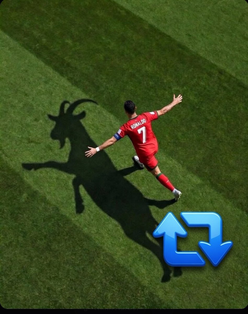 Eze_Wilberforce's tweet photo. Messi fans said it's easier to like than to repost. So I switched Ronaldo to Repost.

Let's settle it. 

Voting ends in 24 hours!! https://t.co/419nZhqEsE