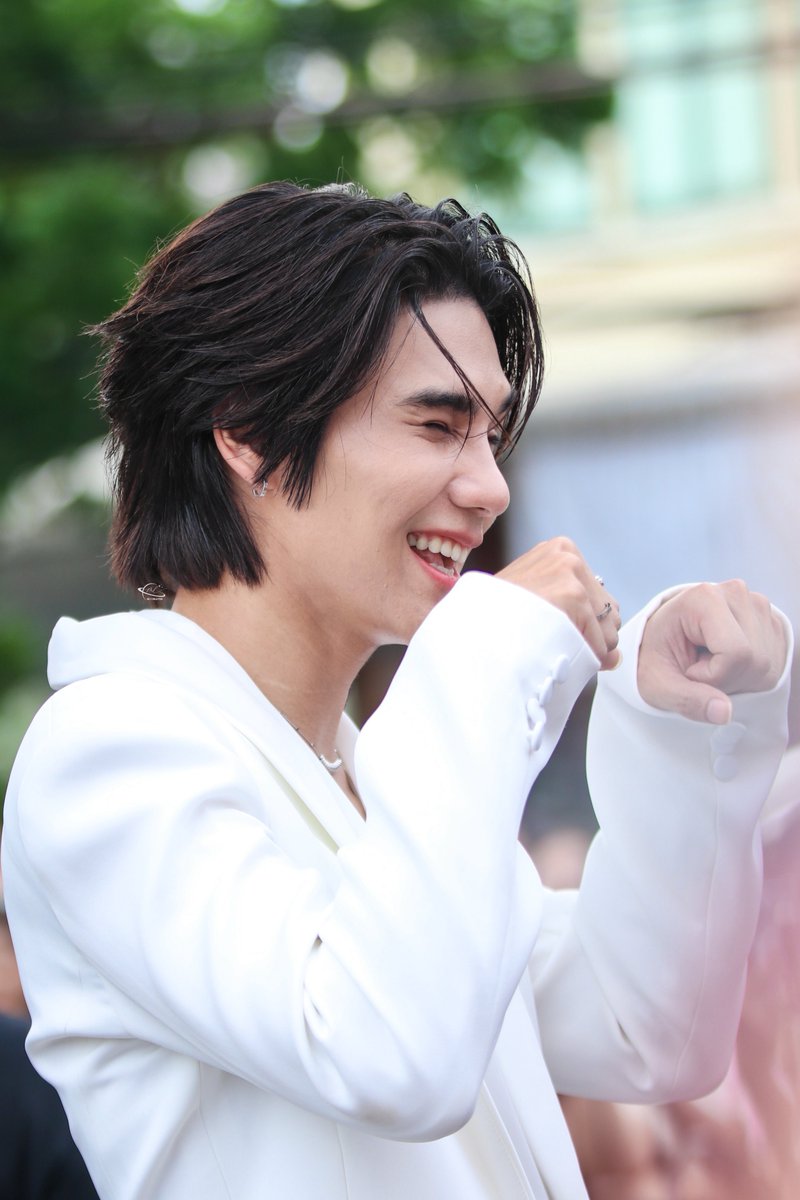 moonletss's tweet photo. ได้ยินเสียงร้องเหมียวๆดังออกมาเยยย 🐱🤲🏻

#OLAYxJeffSatur
꒰ @jeffsatur 🪐 ྀི #jeffsatur ꒱‧˚⟡ https://t.co/hMg4hXOmsR