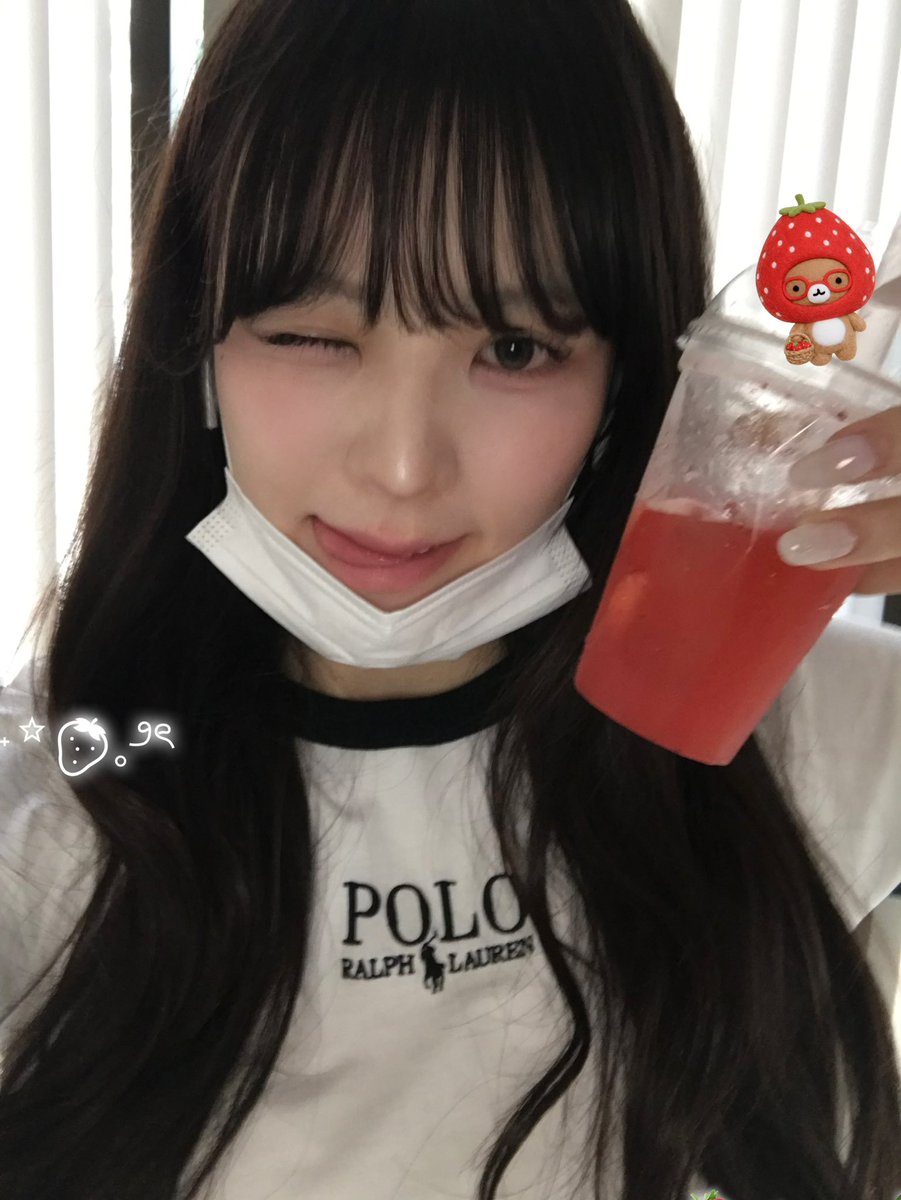 8_hazuki8's tweet photo. こーゆうメイクとか韓国っぽくするのだーいすき♡⟡.·
 #Märmi  #メルミ #日髙葉月 
@marmi_seju https://t.co/cNakg7J59K