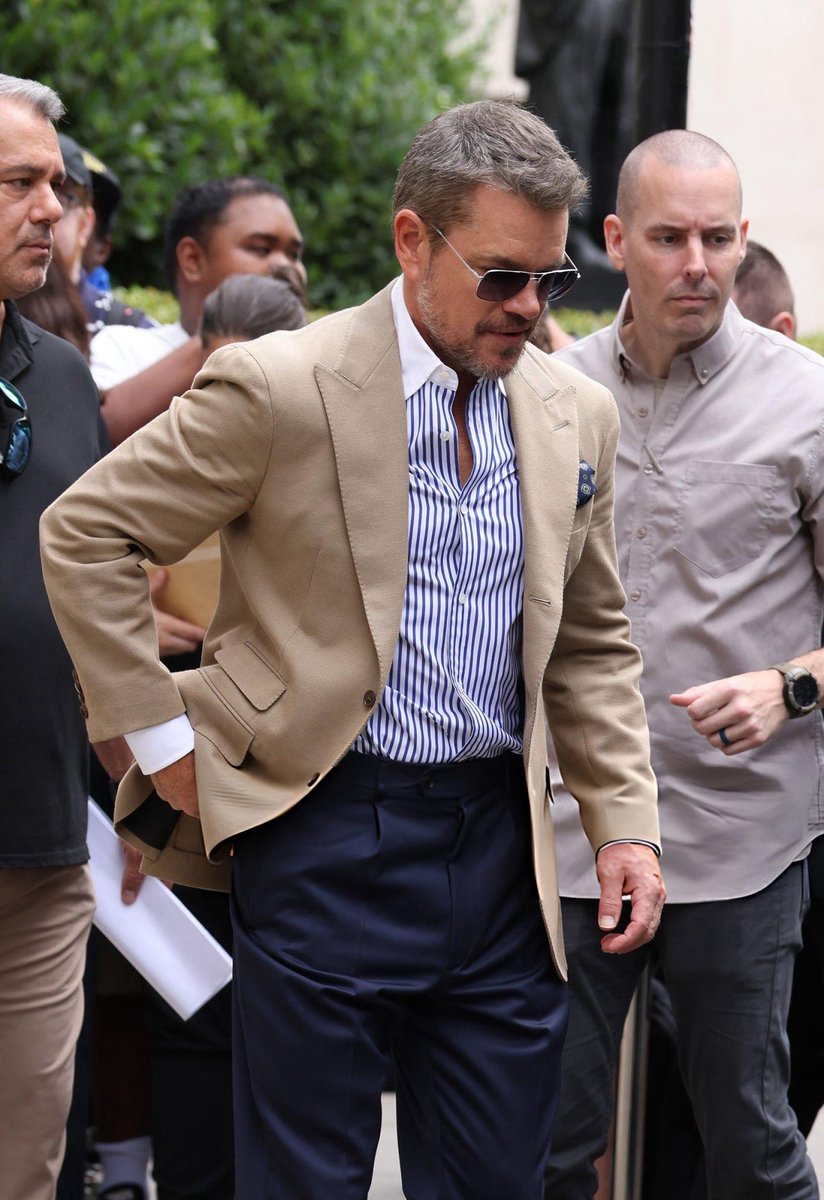 damonlibrary's tweet photo. Matt Damon at ‘THE ODYSSEY’ Photocall in London. https://t.co/lY2g3iOqFF