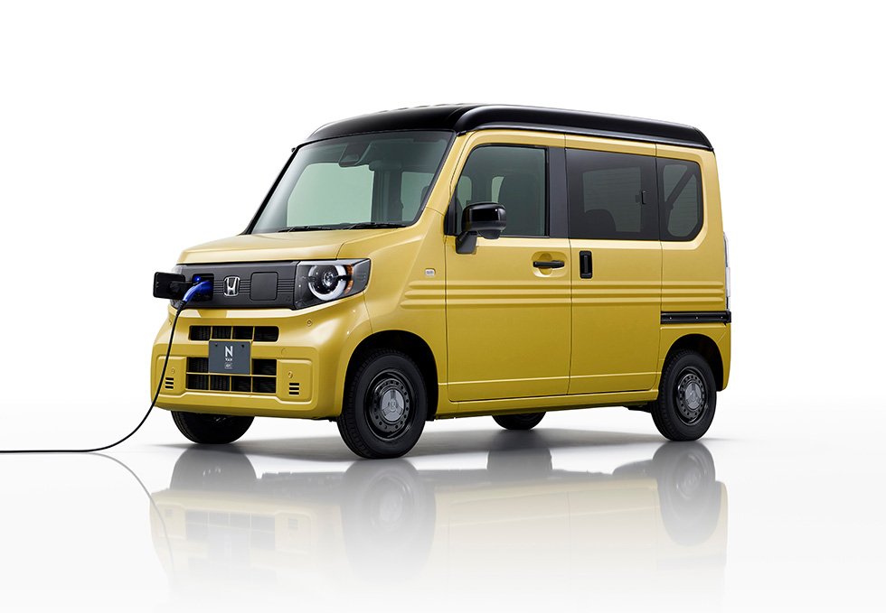Busurnusa_id's tweet photo. 3 mobil berdesain paling imut dan menggemaskan yang sangat populer diubah menjadi tempat tinggal berjalan (camper living) ukuran mikro :
1. Honda N-VanMobil kotak berukuran mini (Kei car) asal Jepang ini sangat imut namun memiliki fungsi yang luar biasa cerdas untuk berkemah. https://t.co/MyGmrxBLQw