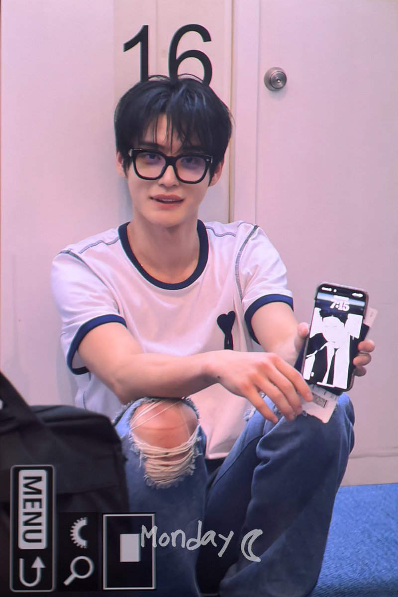 monday_981214's tweet photo. 260705 배사 자랑🎶

#김지웅 #KIMJIWOONG #キムジウン #金地雄 #ZEROBASEONE #ZB1 #제로베이스원 https://t.co/oPIvKaYLvB