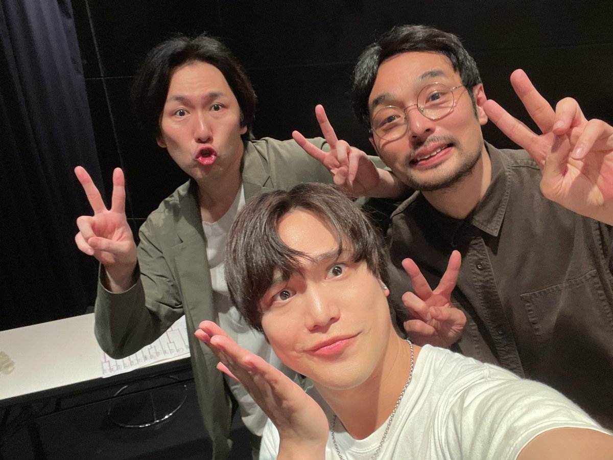 shun25y's tweet photo. PLAYULTRA 
Free Style Act Battle
「BOYS CLASH - TOKYO-」

初参加させていただいて後半まで残れたけど、いやーーーーー悔しい！！
でもめっちゃ楽しいかった笑

即興バトルがあんなにガチンコで、
尚且ついろんなスタイルがあるなんて！
お芝居は無限大すぎる！！

#ボイクラ東京 に参加できて光栄でした！
アフタートークでもベストバウトに話を出していただき嬉しかったです！
#プレイウルトラ また是非リベンジしたい！

皆様ご来場いただきありがとうございました！
またお会い出来る日を楽しみにしてます。