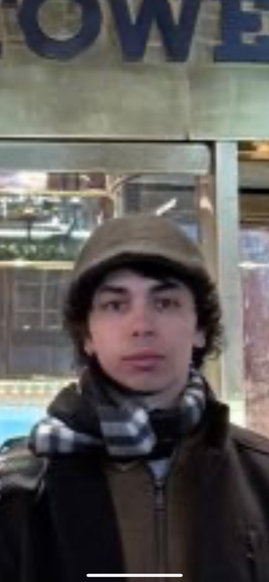 _4ski_'s tweet photo. @Gianferreyra_ JAHAHAHHAHAHAHAHAHAH la geule de minable comme son tweet https://t.co/FjUIvGunsB