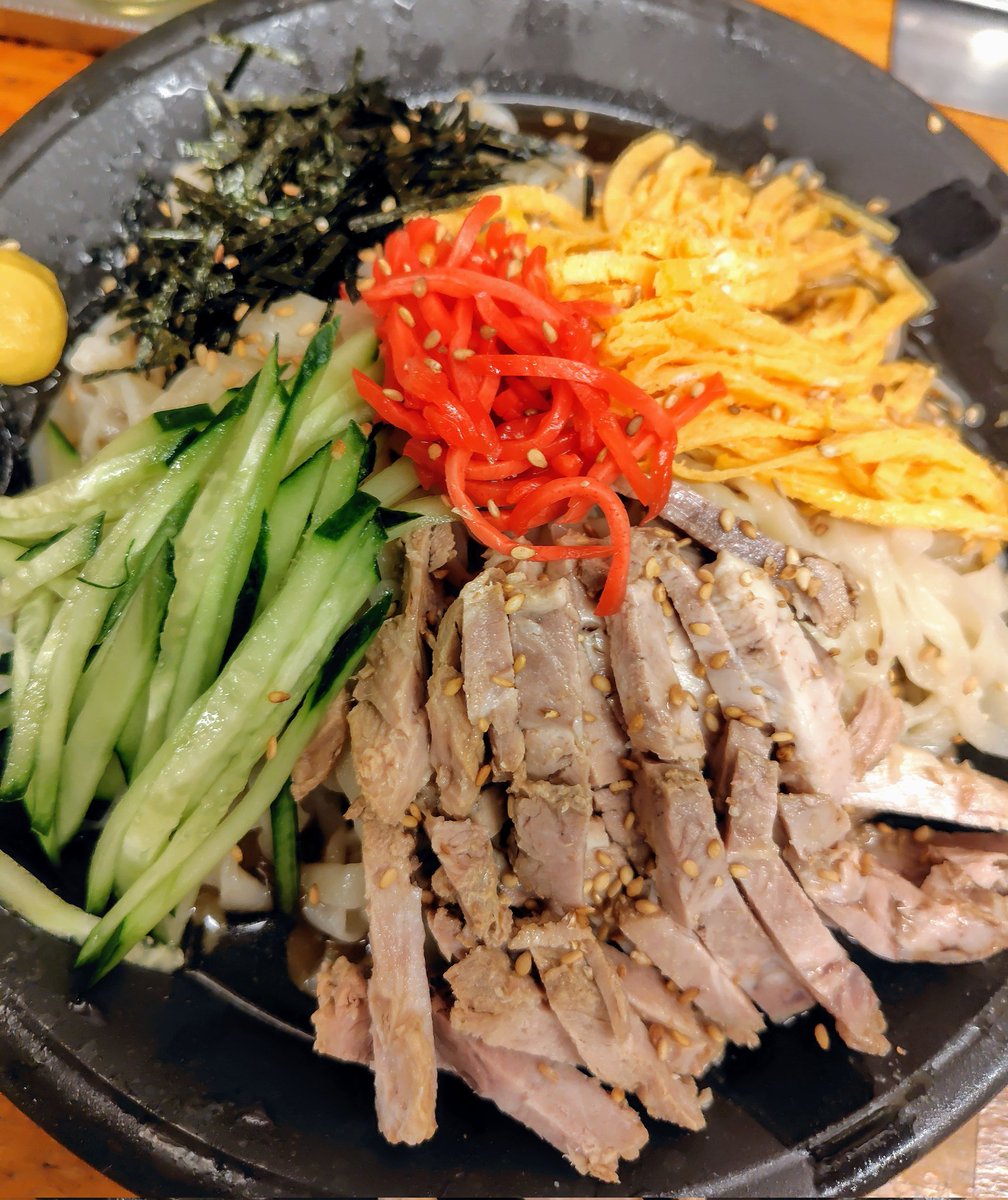 ひやしちゃうかページ 前回早すぎて食べられなかったので冷やし中華を😊