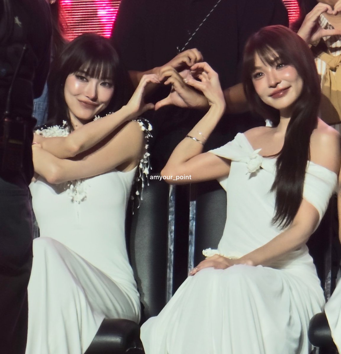 thisisuma's tweet photo. They look more and more alike everyday😭 https://t.co/6Mx7j7pIZH