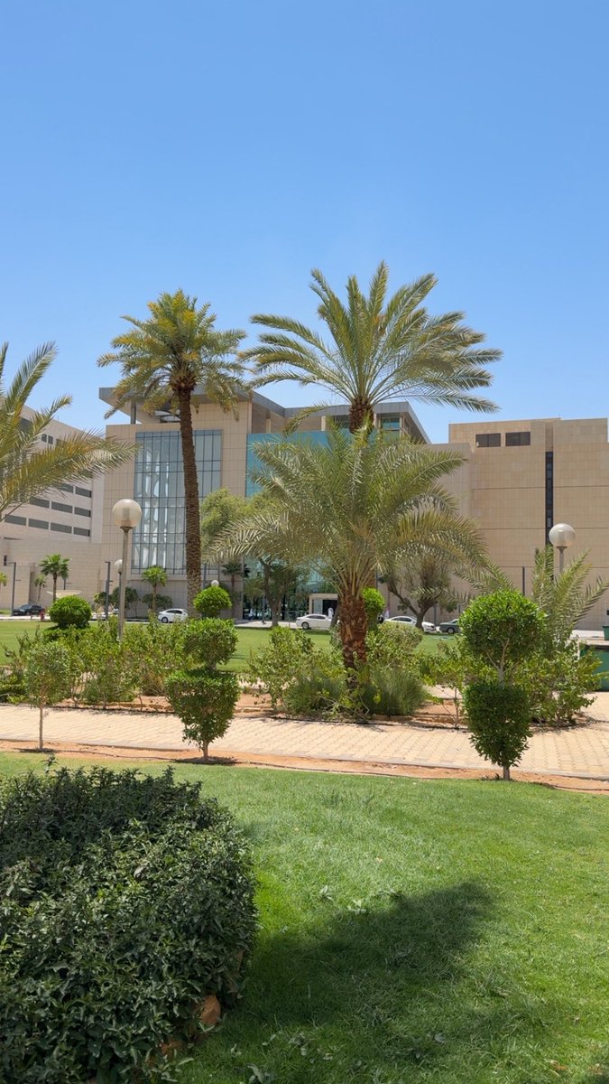 885m's tweet photo. Starting my summer training at King Fahad Medical City. https://t.co/x7jWZorGq8