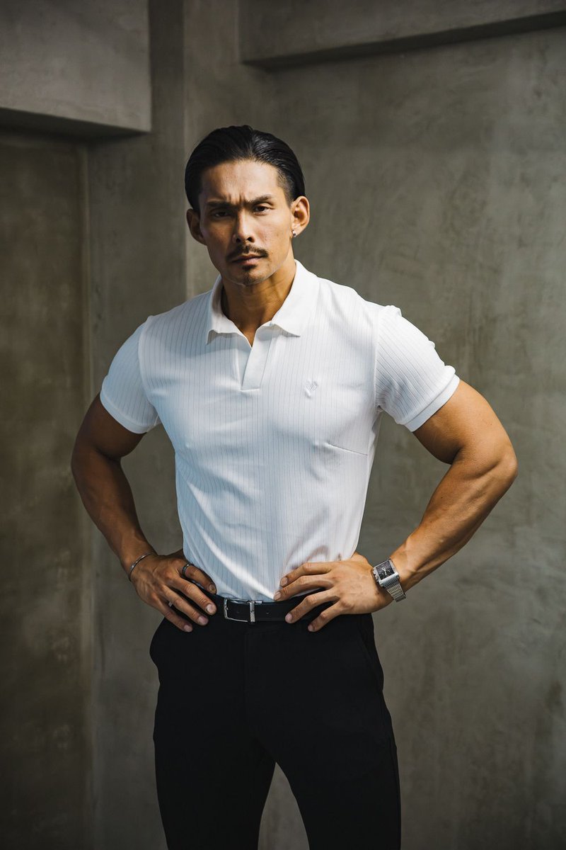 physique_frame's tweet photo. 【NEW】リラックスリブポロ

着用サイズ： L
身長 185cm
体重 86kg
胸囲 110cm
ウエスト 84cm　

#フィジークフレーム
#physiqueframe
#メンズファッション
#筋肉
#筋トレ 

https://t.co/Sd02Jk7nTf https://t.co/VSQemsd9GC
