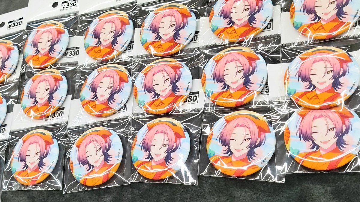 入荷情報〰️ 『18TRIP』缶バッジ キャラバッジコレクション 夏焼千弥