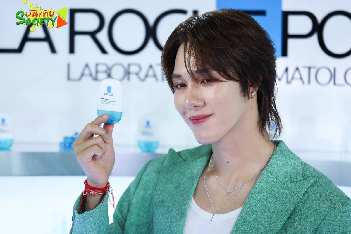 bunterngsociety's tweet photo. “นานิ หิรัญกฤษฎิ์” หล่อเกินต้าน สะกดทุกช็อตในงาน La Roche-Posay พร้อมโมเมนต์สุดอบอุ่นจากแฟนคลับ

LA ROCHE-POSAY EFFACLAR X NANI

#EffaclarxNani
#LaRochePosayTH https://t.co/un3tBM2sTk