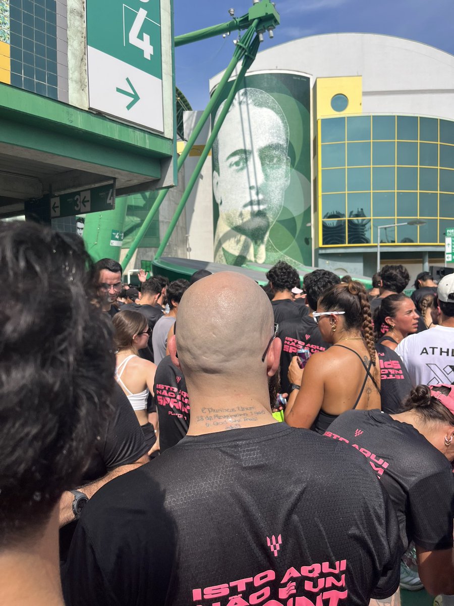 pablitosemsauce's tweet photo. É impressão minha ou aquilo diz 28 de fevereiro de 1940? https://t.co/EjYjLyFEzo