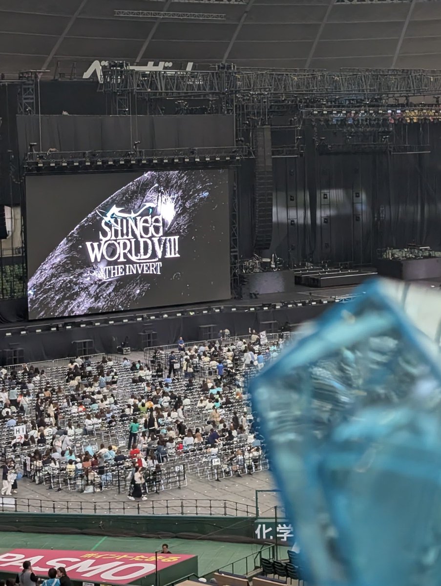 arnnicolas_'s tweet photo. a month since #SHINeeWorld #The_Invert ๐ฉต https://t.co/e5R65BMAIk