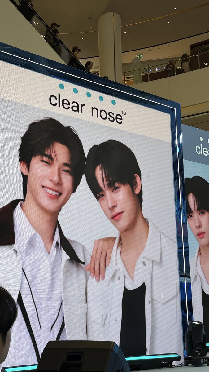 Pojikung1's tweet photo. จะเริ่มแล้น  

TTP CLEAR NOSE TOWN

#CLEARNOSETEETEEPOR https://t.co/8bWA8JSy5m