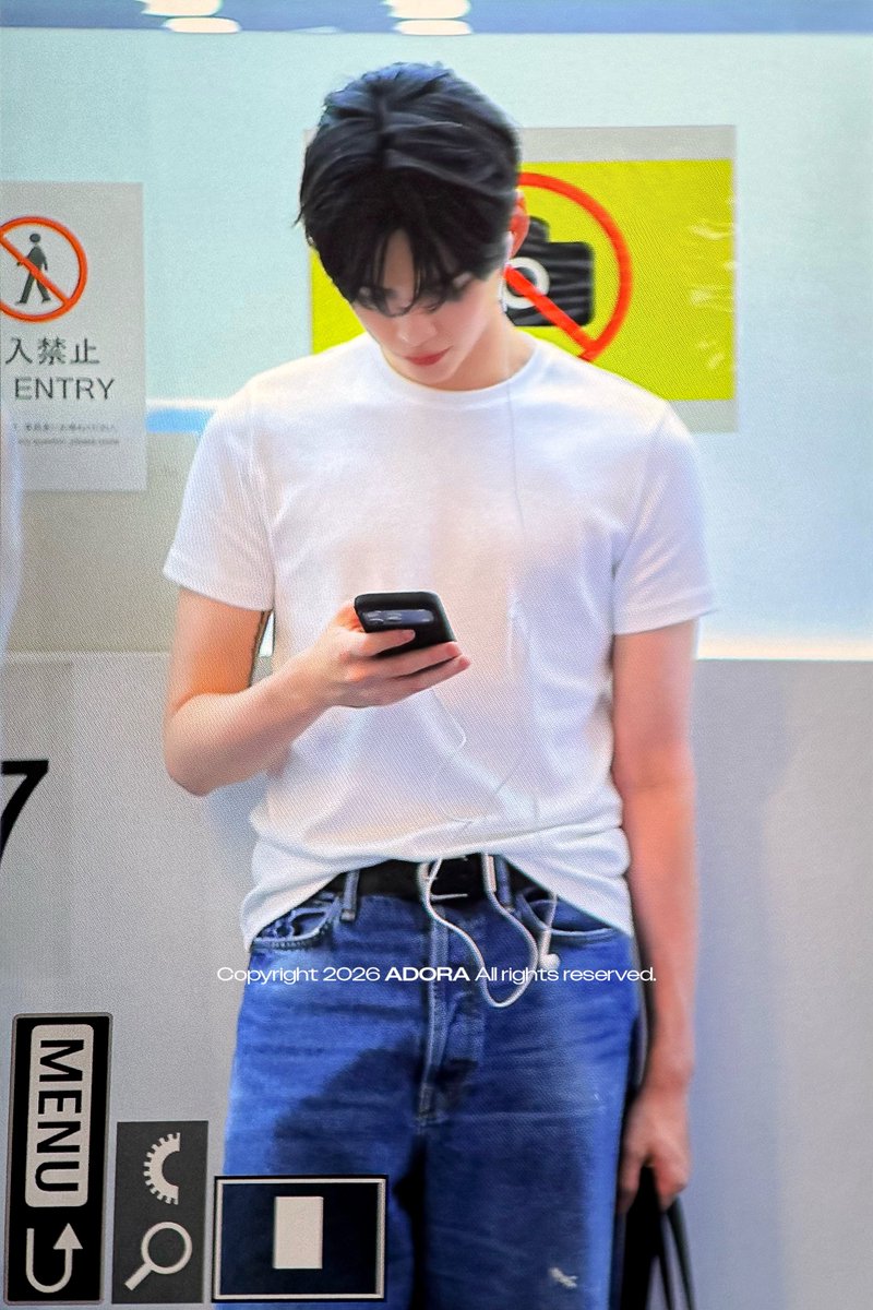 adora0613's tweet photo. 260705 야르
#성한빈 #SUNGHANBIN #ソンハンビン
#제로베이스원 #ZEROBASEONE #ZB1 https://t.co/SRDTUmOpvT
