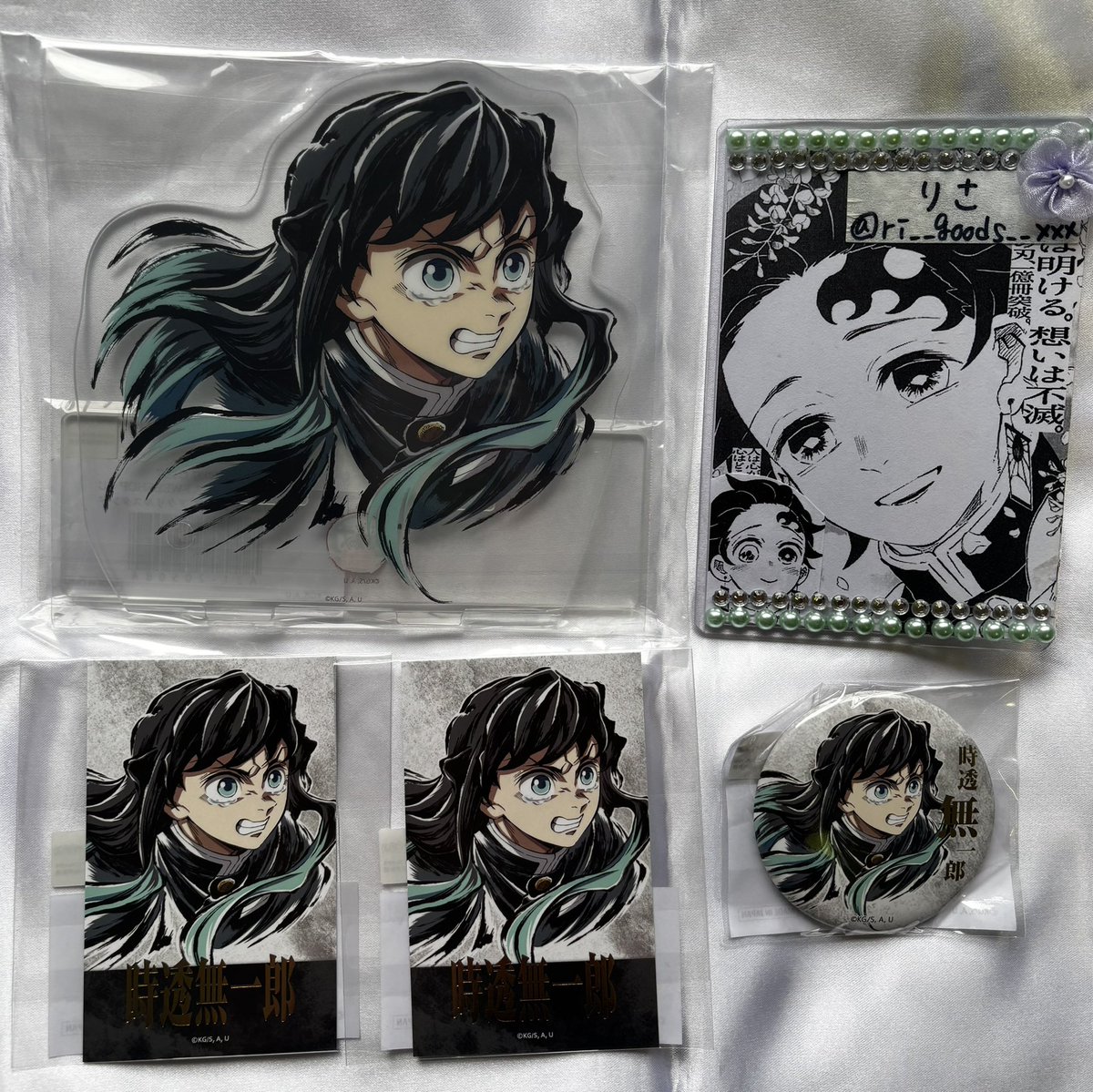ri__goods__xxx's tweet photo. 【譲渡】劇場版 鬼滅の刃 無限城編 第一章 猗窩座再来 エンドロール イラストufotable WEBSHOPくじ Webくじ

譲 ✧ ◯炭治郎 無一郎 冨岡

求 ✧ 定価＋送料

お声掛け重なる場合は◯同数含む方優先
キャラ毎まとめて優先
お気軽にお声掛けください https://t.co/1NpxaMvthK