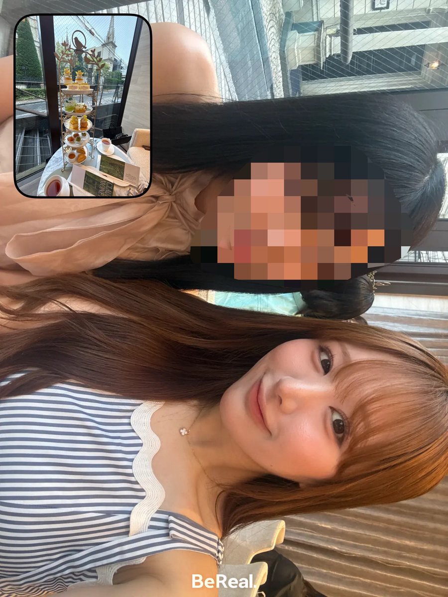 _22l50_'s tweet photo. BeRealを見返していたら去年の方が顔かわいい気がしてきた(T_T)髪暗めだから？カラコン大きいから？自分の顔タイプすら分からないから感覚でメイクしてしまっている😵 https://t.co/duByHWPMW5