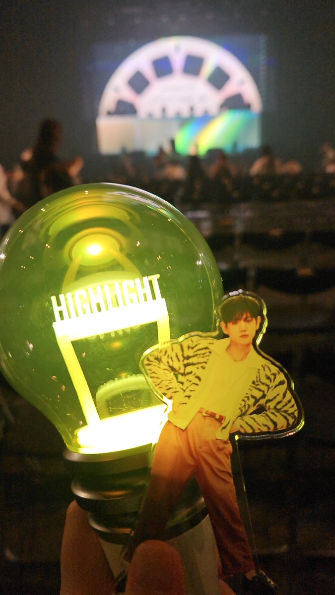 b2stseop_'s tweet photo. 8年ぶりのヨソプさん幸すぎた https://t.co/EQkou5EYAv