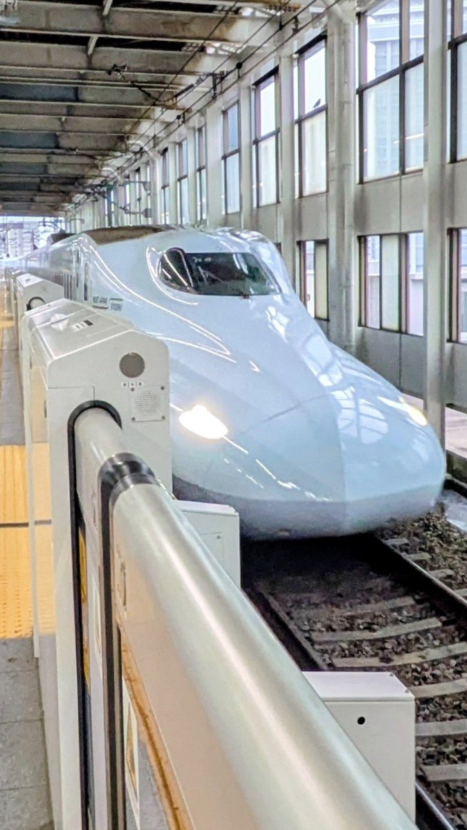 友人と九州へ旅行しました。 まずは広島から小倉まで #新幹線 に乗り