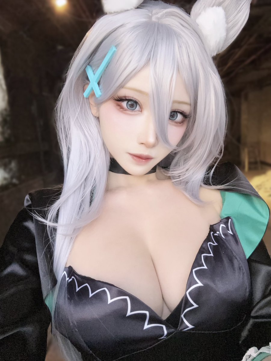 __zzz___oo0's tweet photo. 先生？

#ブルアカ https://t.co/cGmLRf2SEA