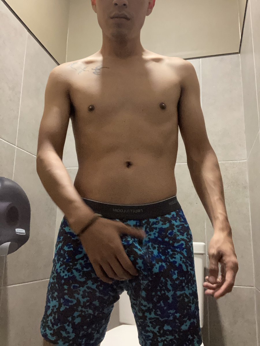 ImAldhair25's tweet photo. @encuentrogaymx @GayCDMX 
@EncuentroGayYuc @EncuentroGayCUU 

Holu, les dejo mi nuevo Ig bbs
Ahi seguire subiendo fotos jeje 🥵

https://t.co/iSSbBuubTe https://t.co/UsZGyJlbRr
